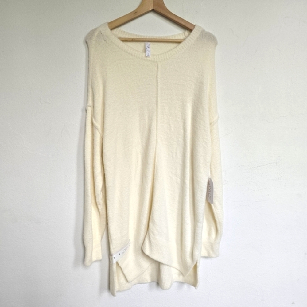 NWT Stylus Gardenia Cream Soft Knit Oversize Crewneck Sweater M